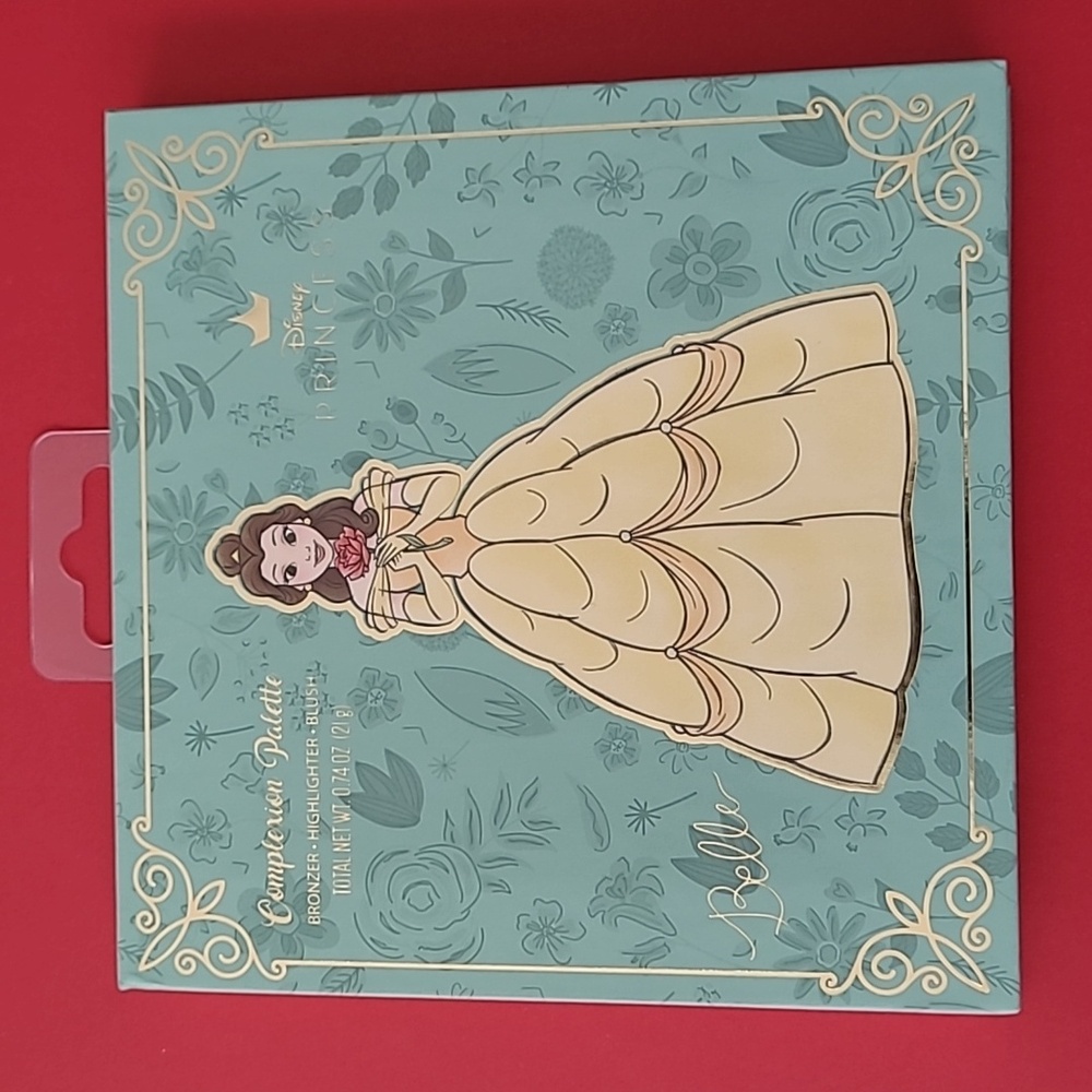 Disney Princess Belle Beaty and the Beast Complexion Palette Blush Highlighter